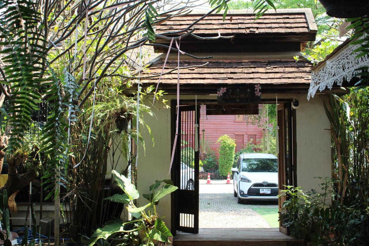 Capital O 75421 Baan Singkham Boutique Resort Chiang Mai Exterior foto